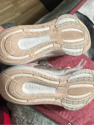 Adidas ultra bounce running shoe thumbnail 4