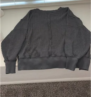 american eagle v neck sweatshirt thumbnail 2