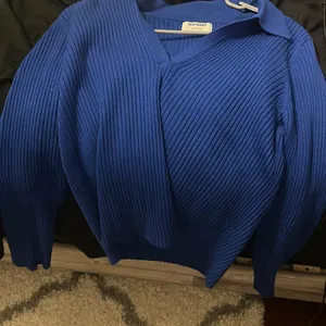 Old Navy Women's Blue Sweater thumbnail 2