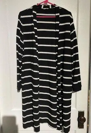 Women’s Les Amis Black and white cardigan. Size Large. thumbnail 1