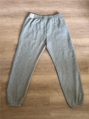 Nike Women’s Joggers thumbnail 3