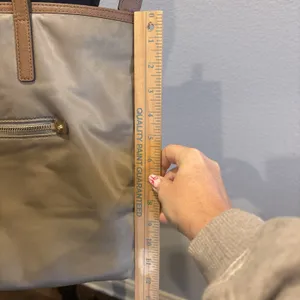 Michael Kors Montauk Nylon & Leather Shoulder Bag/Purse Khaki/Tan gold hardware thumbnail 11