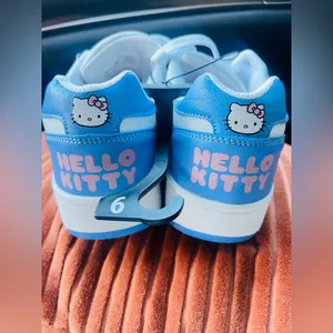 Hello Kitty by Sanrio Women's Casual Court Sneakers size 9 thumbnail 10