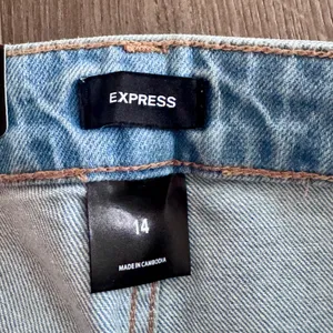 Express Ankle Jeans Light Wash Blue Straight Cropped Women Sz 14 NEW thumbnail 4