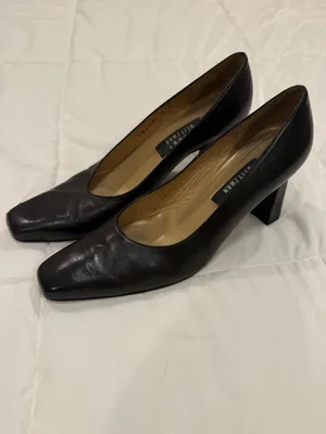 Stuart Weitzman Vintage Black Leather Square-Toe Pumps Size 9B thumbnail 2