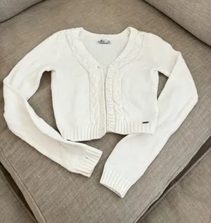 Hollister Sweater Cropped thumbnail 1