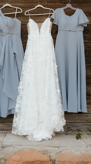 White A-Line Lace Wedding Dress with Appliques | Unworn with Tags thumbnail 1