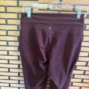 Old Navy Cozecore Burgundy Joggers‎ Size Small thumbnail 4
