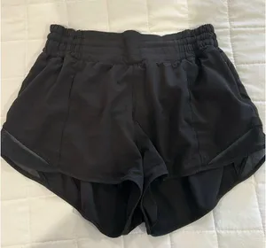 Lululemon Shorts thumbnail 1