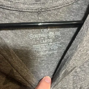 Gray Graphic Short Sleeve Tee Size L thumbnail 3