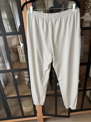 Vuori Boyfriend Sweatpants oyster heather joggers dreamknit mid rise ankle thumbnail 5