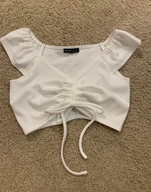 SheIn NWOT White Top Brand New thumbnail 1