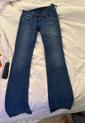 Hudson Jeans Bootcut Dark Wash Jeans low rise thumbnail 1