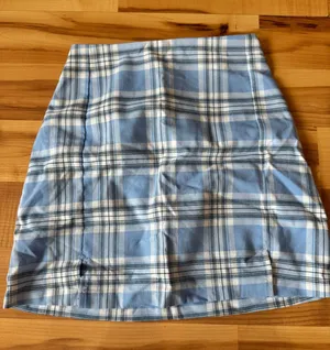 Brandy Melville Plaid Skirt Blue thumbnail 1