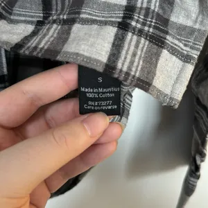 Apt. 9 Plaid Button Down Shirt Size S thumbnail 4