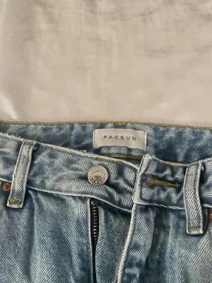 PacSun 90s Boyfriend Jeans thumbnail 3