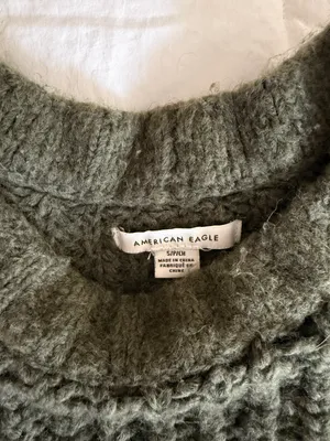 American Eagle Outfitters Sweater thumbnail 4