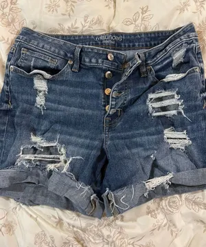 Maurices Shorts Mid-Rise Jean thumbnail 1