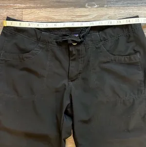 Patagonia Black Capri Pants thumbnail 5