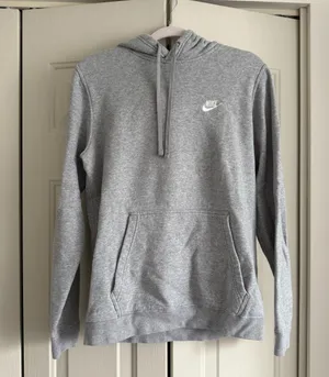 Nike Men’s Sportswear Club Fleece Hoodie thumbnail 1
