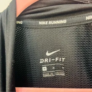 Nike Element Black Activewear Dry fit Running Medium jacket zip up thumbnail 3