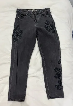 American Eagle Mom Jeans thumbnail 1