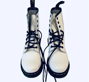 Dr Martens White Leather Combat Moto Boots Lace Up Smooth 8 Docs Smooth thumbnail 2