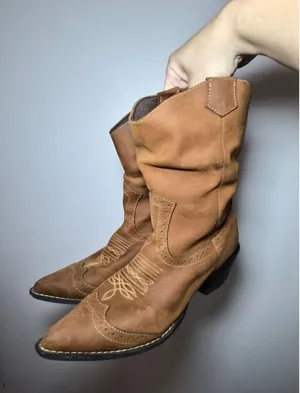 Durango Women's Tan Boots thumbnail 1