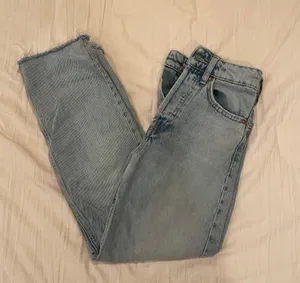 ZARA Straight Leg Jeans thumbnail 1