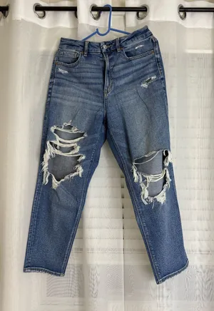 American Eagle Jeans thumbnail 1