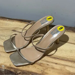Dolce‎ Vita Light Gold Strappy Heel Sandals Sz 9 A55 thumbnail 3