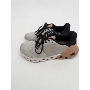 On Cloudflyer Running Shoes Womens 6 Grey Black Clay thumbnail 3