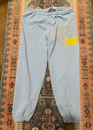 Sweatpants thumbnail 1