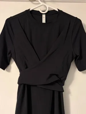 Lululemon Cotton Wrap-Front T-Shirt Dress black size 6 athleisure thumbnail 5