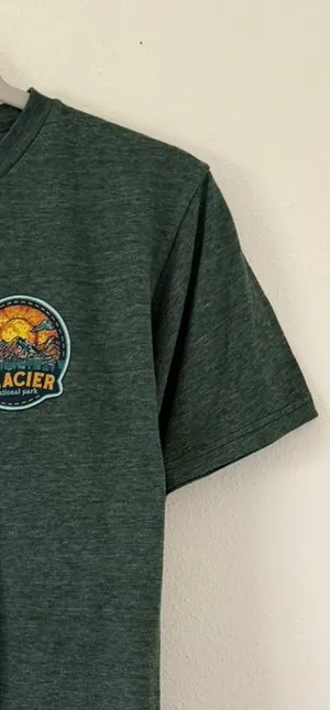 Glacier National Park Heather Forest Green Mountain Tee size small thumbnail 1