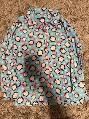 Women’s Light Blue Penguin-Print Pajama Set with Pink Trim thumbnail 2
