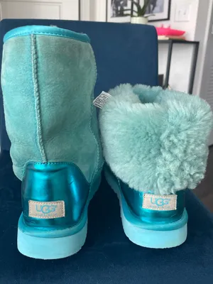 UGG Australia Blue Metallic Sheepskin Boots thumbnail 1