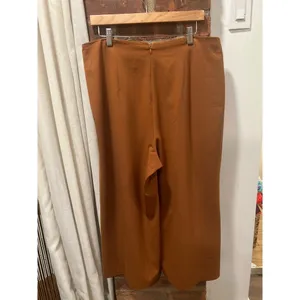 Express Highrise Minimalist Earth Tone High-Rise Culotte Pants Size 12 thumbnail 3