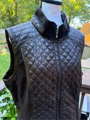White House Black Market Women's Black Full Zip Collared Vest Mid-Length XL thumbnail 2