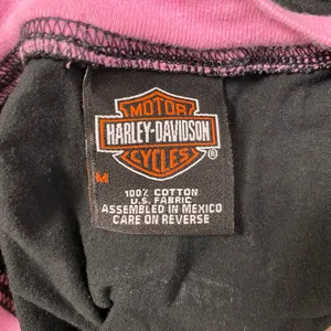 Harley Davidson Classic Floral Tee Womens Size M Black‎ Pink Biker thumbnail 2