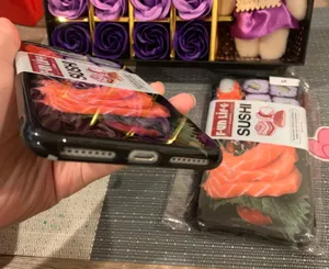 Iphone 11 pro max Sushi Case thumbnail 4