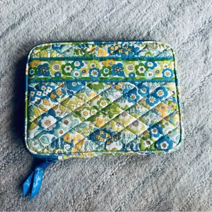 Vera Bradley English Meadow Tablet Sleeve thumbnail 5