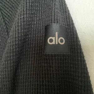 Alo Yoga Waffle Weekend Escape Mock Neck Long Sleeve Black S thumbnail 3