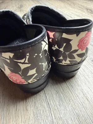 Sanita Koi Patent Leather Floral Rose Danish Clogs Size 38 (US 6.5-7) thumbnail 5