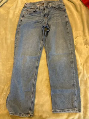 Women’s American Eagle Light Wash 90’s Straight Leg Jeans Size 8 thumbnail 1