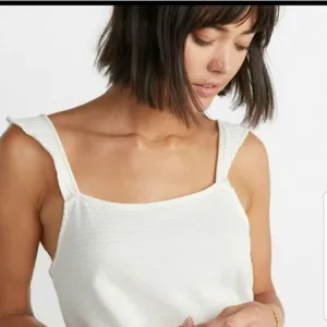 ✨Marine Layer Heidi Off White Sz Medium Tank✨ thumbnail 2