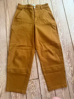 Everlane Utility Arc Pant in Ochre size 2 thumbnail 1