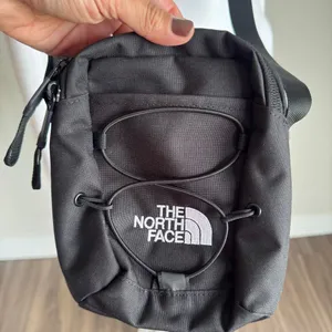 The North Face Jester Crossbody Bag Mini Travel Pack Black Unisex thumbnail 3