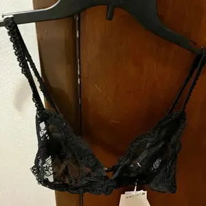 NWT rabanne H&M HM Lace Bralette Bra Black 6 thumbnail 2