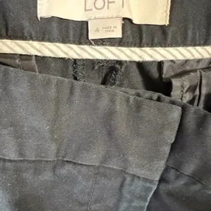 Loft size 4‎ black pants thumbnail 3